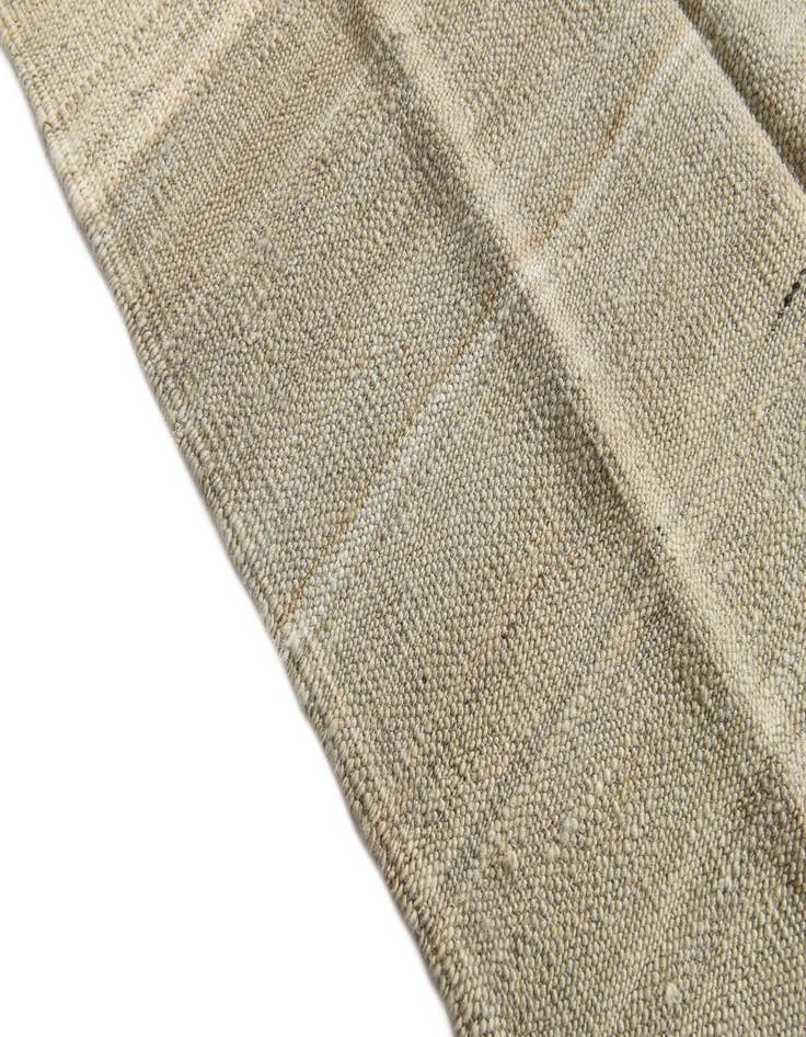 Detail image of  4' 1 x 5' 8  Hand Woven Kilim Modern Wool Rug