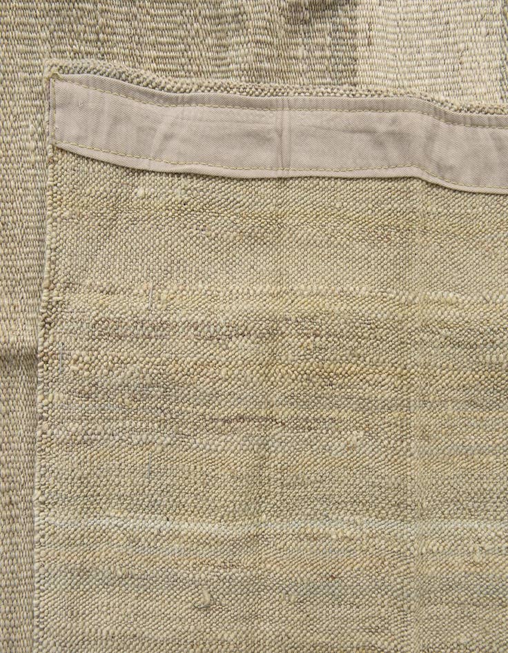 Detail image of  4' 1 x 5' 8  Hand Woven Kilim Modern Wool Rug