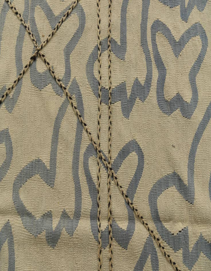 Detail image of  8' 5 x 9' 10  Hand Woven Kilim Modern Wool Rug