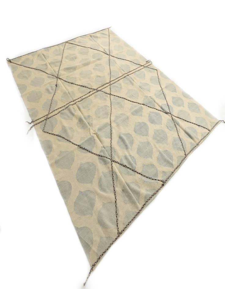 Detail image of  8' 2 x 9' 8  Hand Woven Kilim Modern Wool Rug