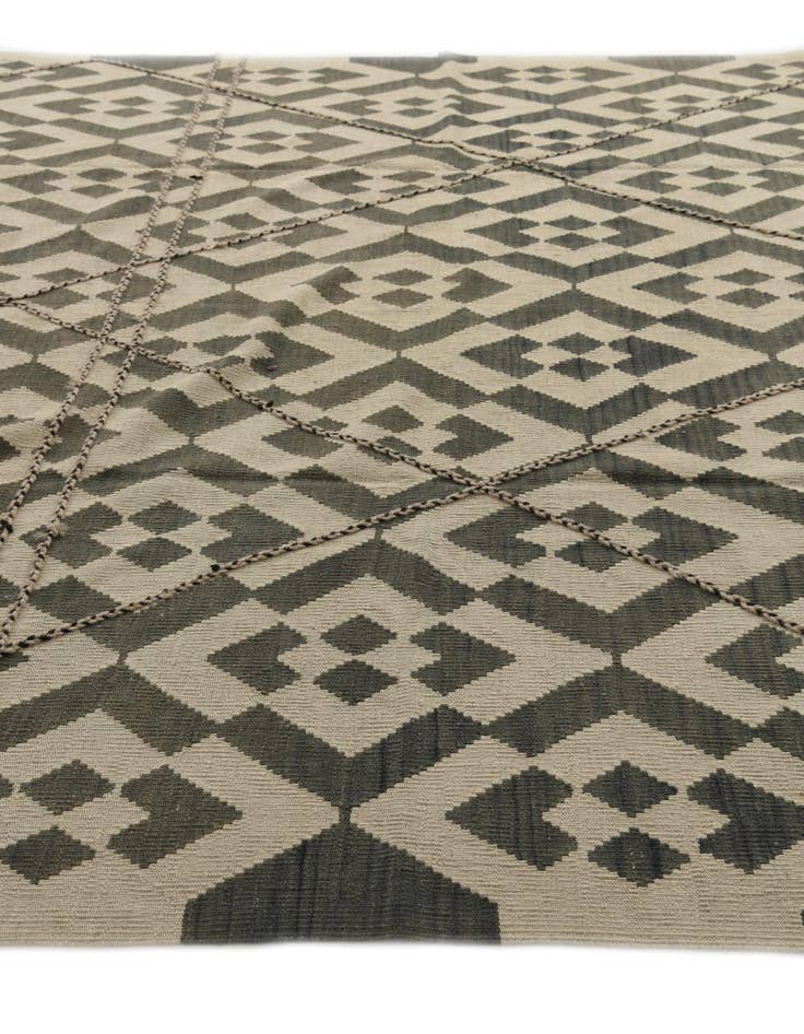 Detail image of  8' 8 x 9' 10  Hand Woven Kilim Modern Wool Rug