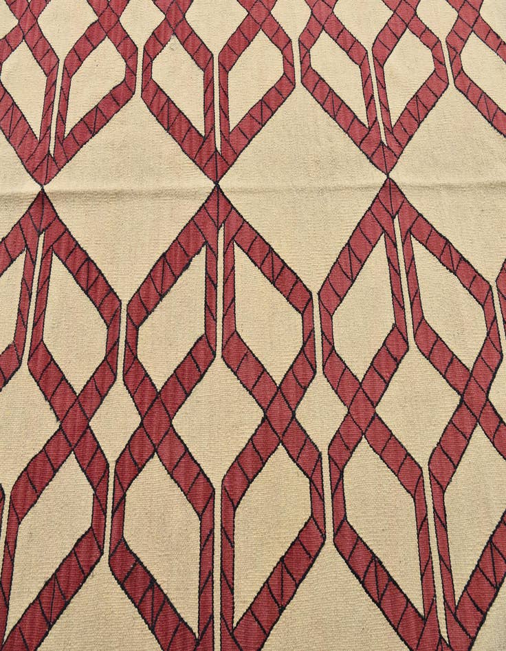 Detail image of  5' 1 x 6' 9  Hand Woven Kilim Modern Wool Rug