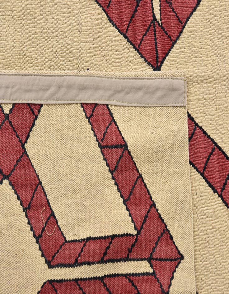 Detail image of  5' 1 x 6' 9  Hand Woven Kilim Modern Wool Rug