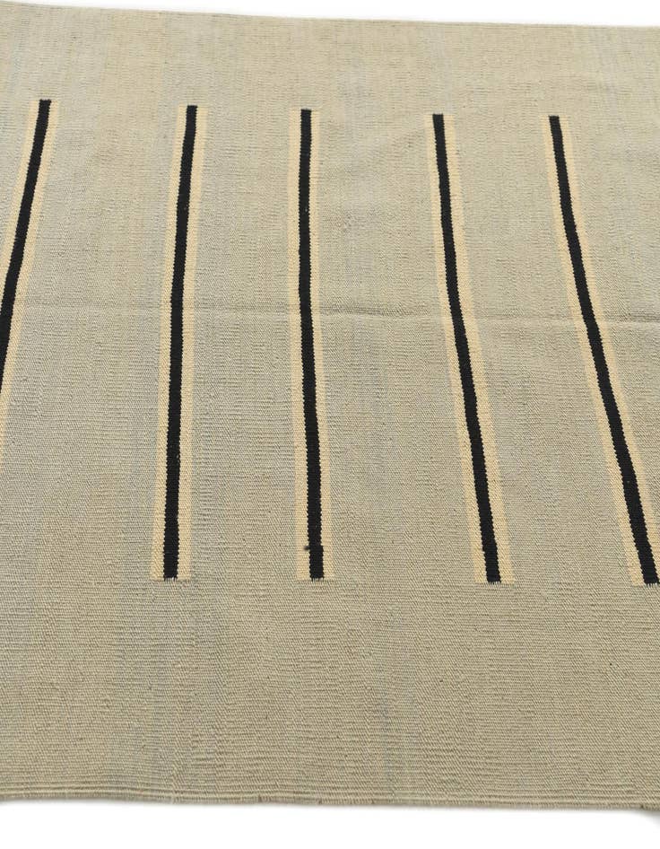 Detail image of  4' x 6' 1  Hand Woven Kilim Modern Wool Rug