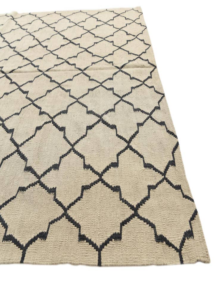 Detail image of  5' 10 x 8' 1  Hand Woven Kilim Modern Wool Rug