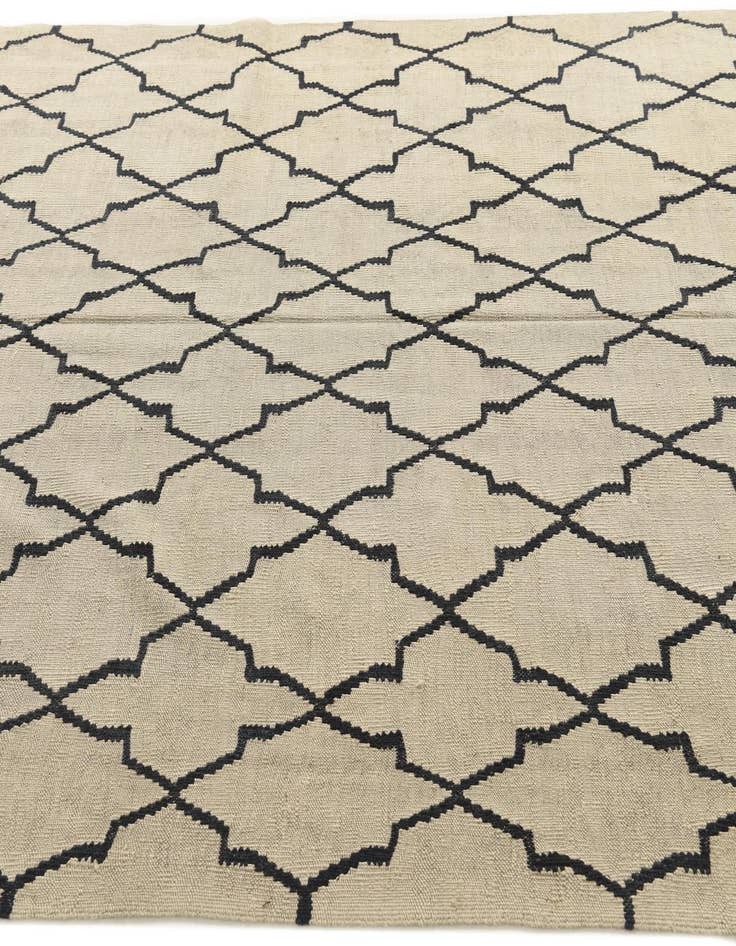 Detail image of  5' 10 x 8' 1  Hand Woven Kilim Modern Wool Rug