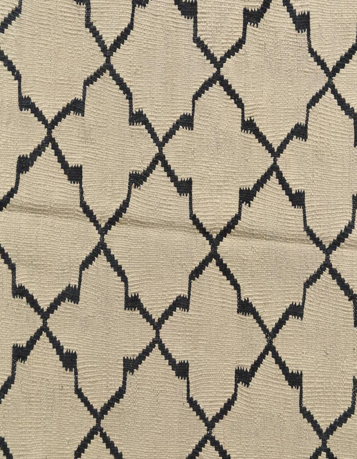 Detail image of  5' 10 x 8' 1  Hand Woven Kilim Modern Wool Rug