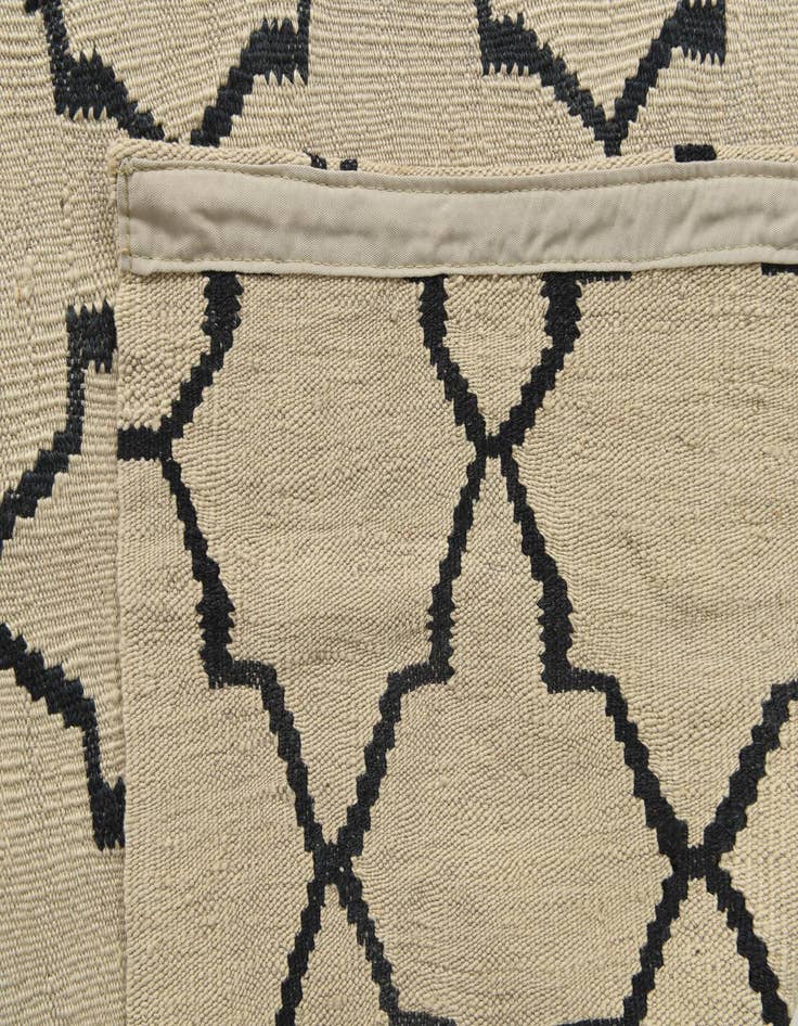 Detail image of  5' 10 x 8' 1  Hand Woven Kilim Modern Wool Rug