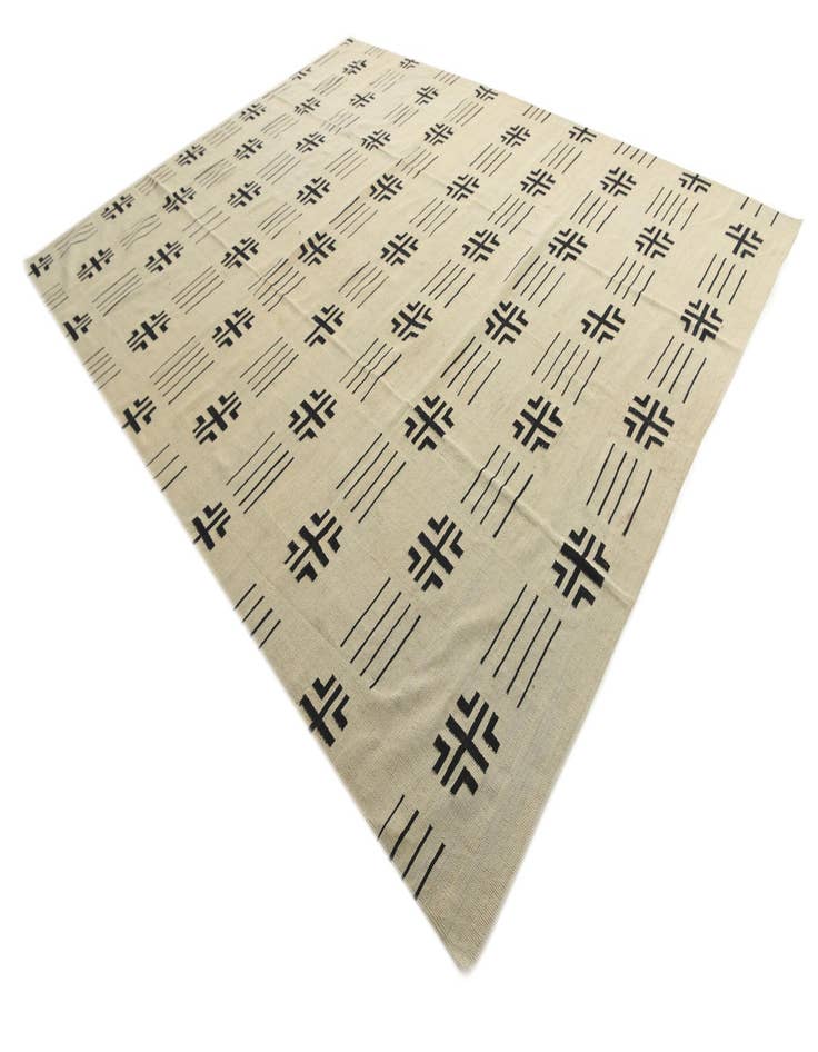 Detail image of  10' 1 x 12' 8  Hand Woven Kilim Modern Wool Rug