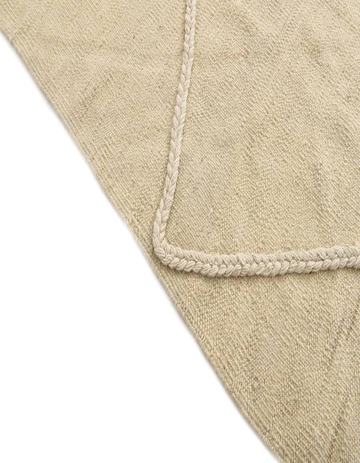 Detail image of  8' 7 x 10'  Hand Woven Kilim Modern Wool Rug