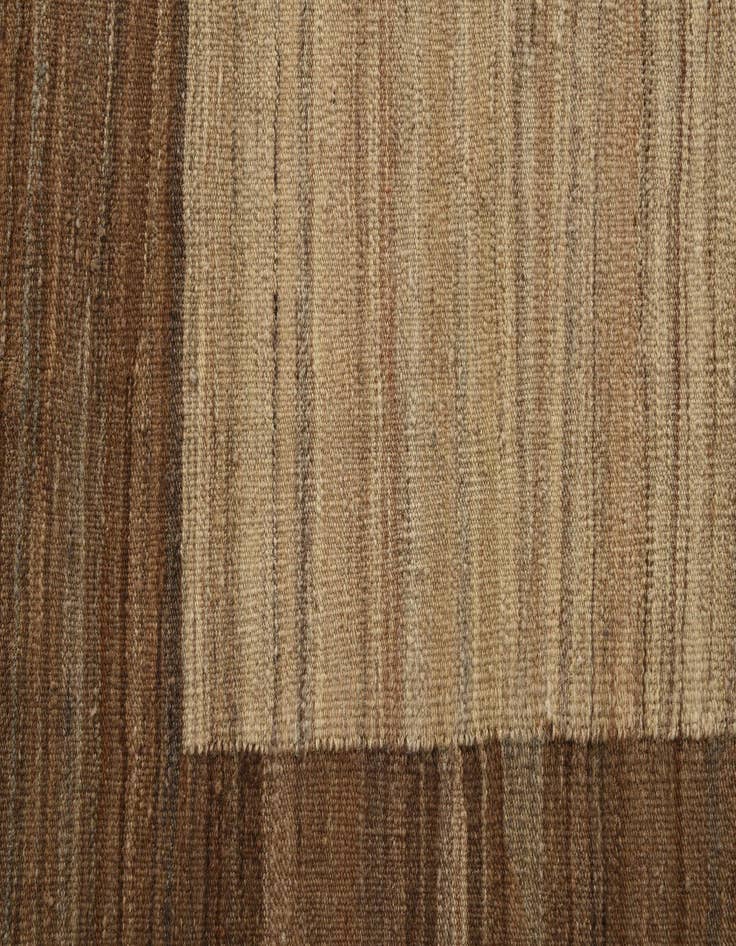 Detail image of  6' 5 x 9' 11  Hand Woven Kilim Modern Wool Rug