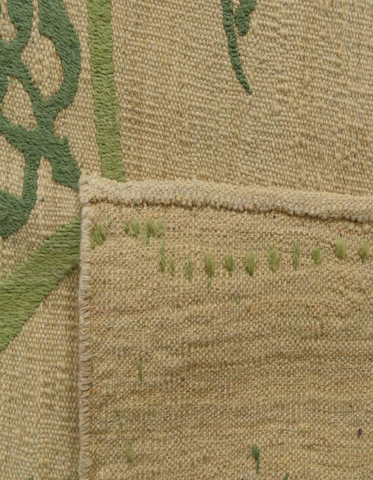 Detail image of  7' 7 x 11'  Hand Woven Kilim Modern Rug