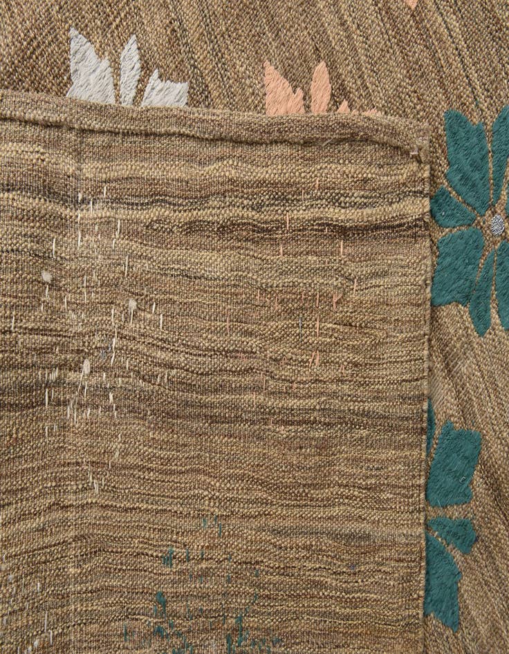 Detail image of  7' 3 x 9' 3  Hand Woven Kilim Modern Rug