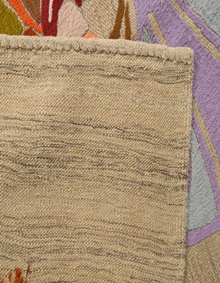 Detail image of  5' 10 x 8' 1  Hand Woven Kilim Modern Rug