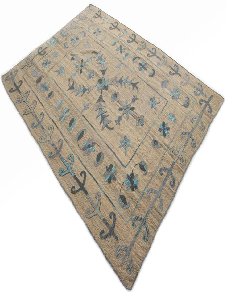 Detail image of  5' 11 x 7' 8  Hand Knotted Kilim Wool Rug