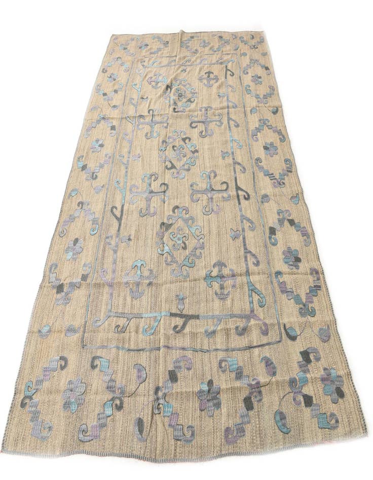 Detail image of  6' 8 x 9' 5  Hand Woven Kilim Suzani Wool Rug