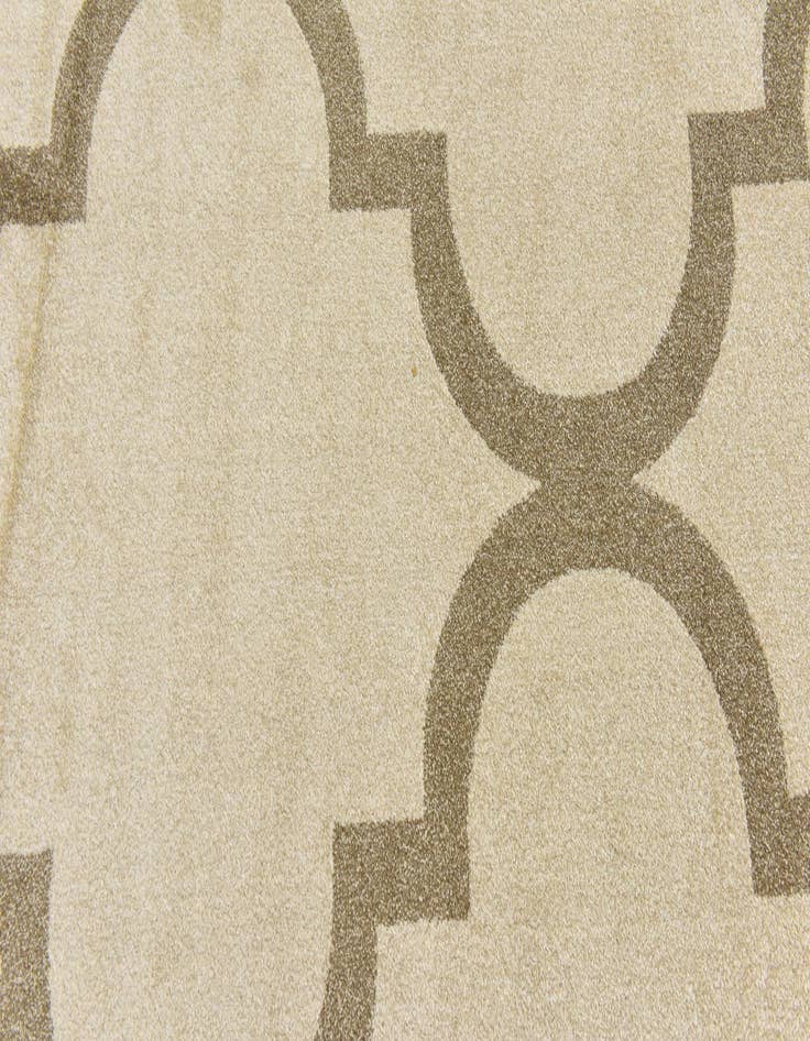 Detail image of  9' x 12' Lattice Rug