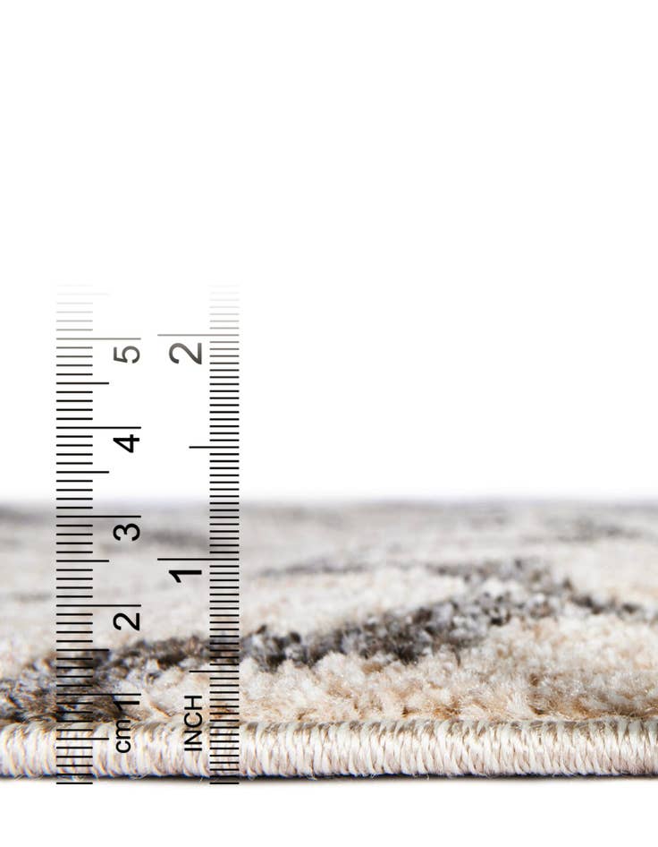 Detail image of 7' x 10' Lattice Rug