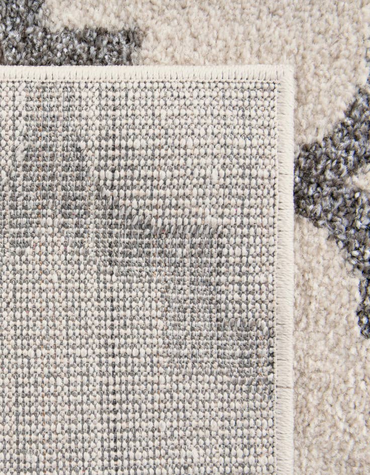 Detail image of 7' x 10' Lattice Rug