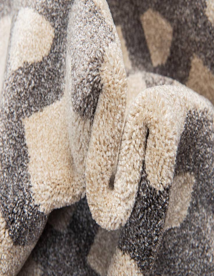 Detail image of  9' x 12' Lattice Rug