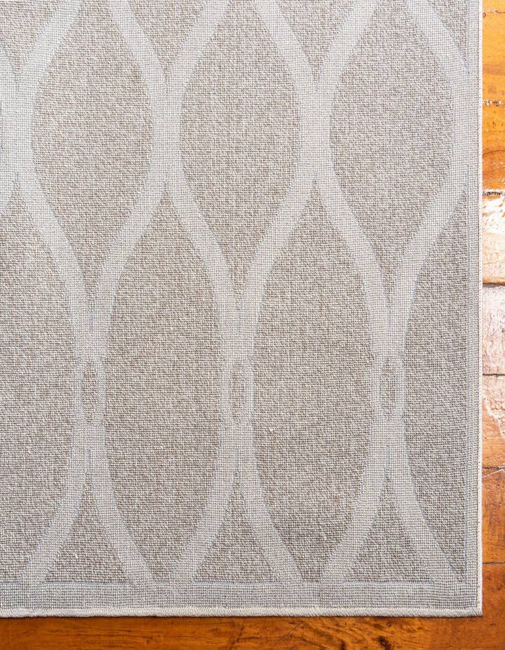 Detail image of  3' 3 x 5' 3 Lattice Rug