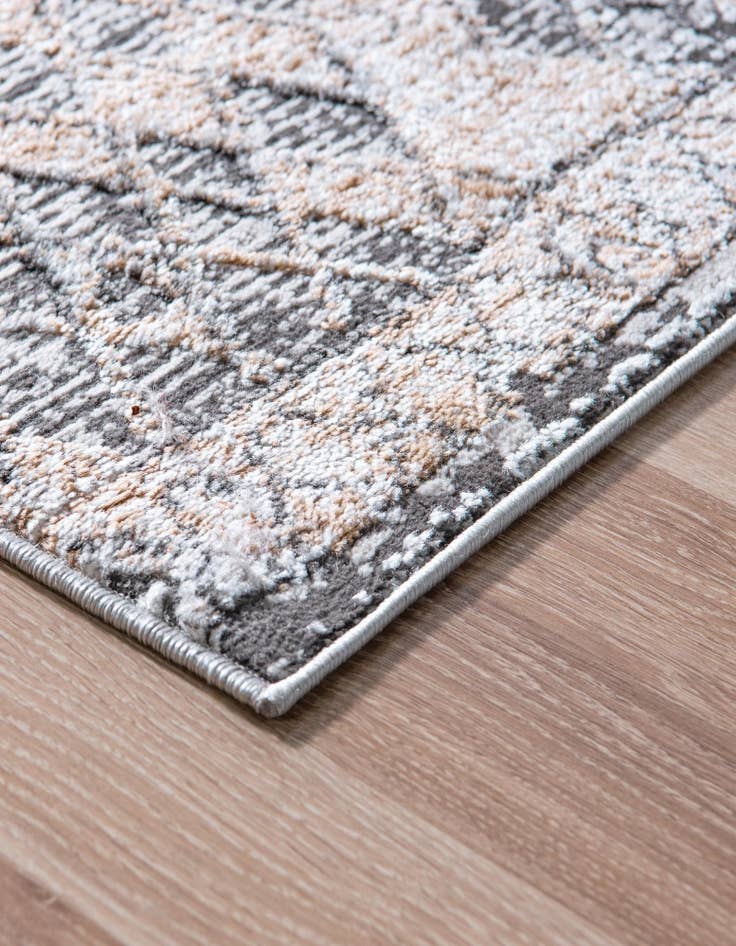 Detail image of  4' x 6' Leipzig Rug