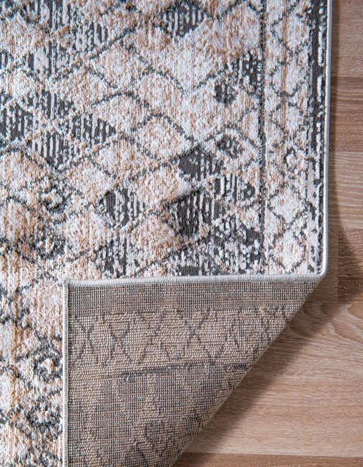 Detail image of  4' x 6' Leipzig Rug