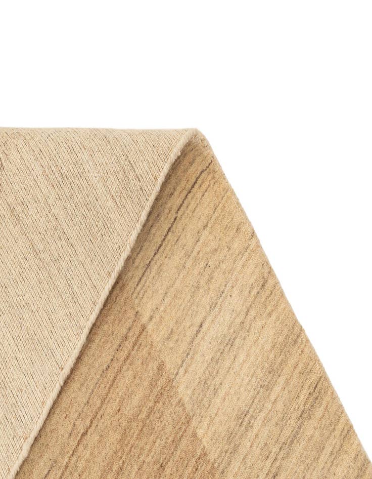 Detail image of  4' 11 x 6' 7 Loriloom Rug