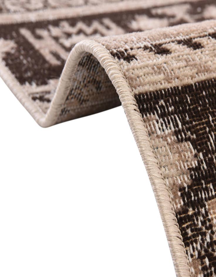 Detail image of  9' x 12' Lucerne Rug