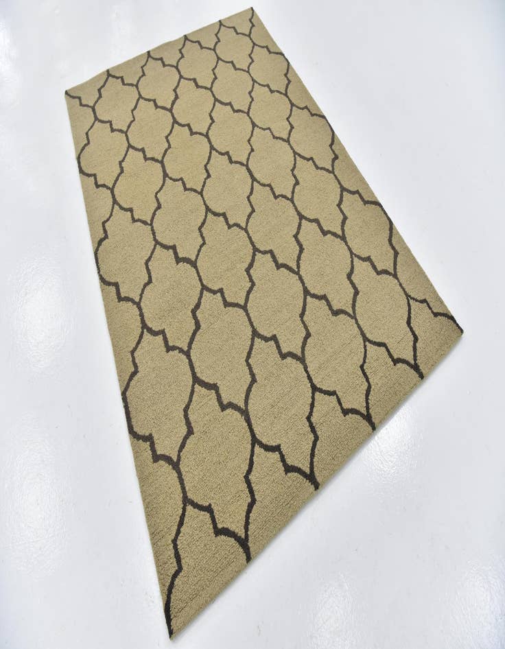 Detail image of  5' x 8' Luna Wool Rug