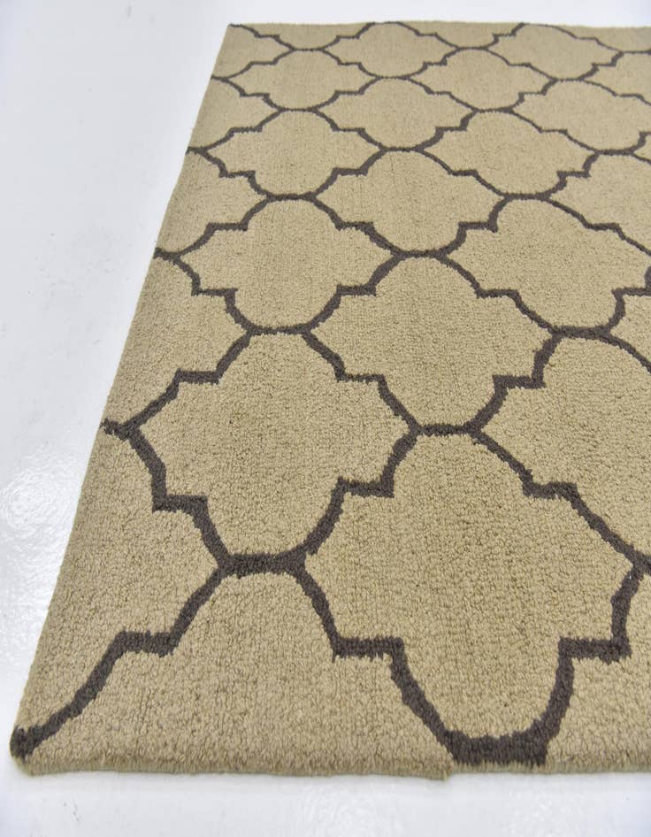 Detail image of  5' x 8' Luna Wool Rug