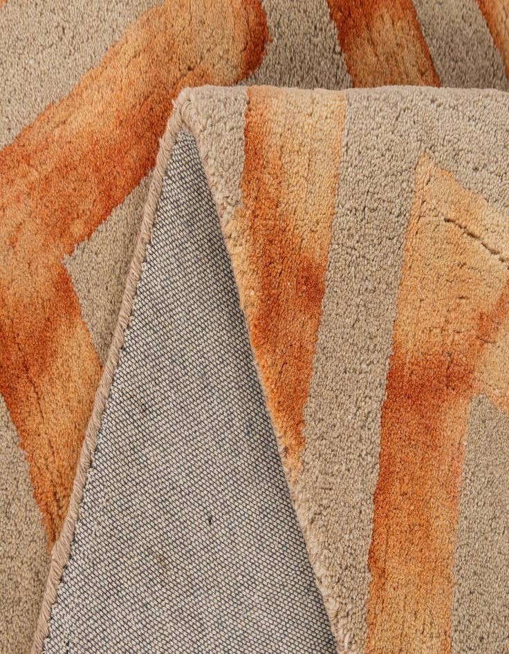 Detail image of  3' 10 x 5' 10 Luna Wool Rug