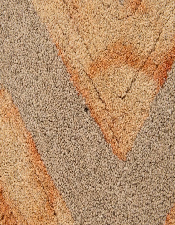 Detail image of  3' 10 x 5' 10 Luna Wool Rug