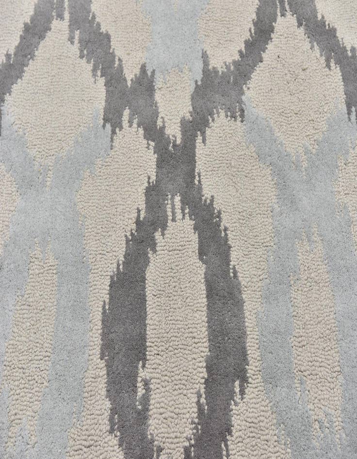 Detail image of  5' x 8' Luna Wool Rug