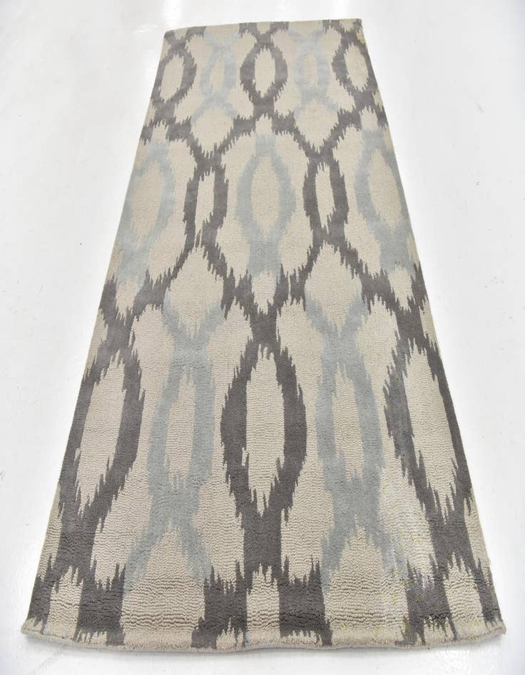 Detail image of  5' x 8' Luna Wool Rug