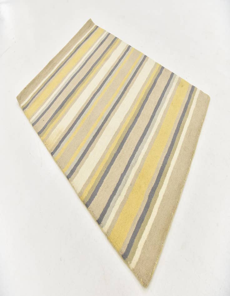 Detail image of  3' 10 x 5' 7 Luna Wool Rug