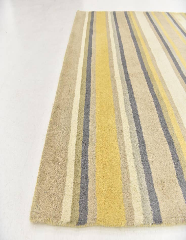 Detail image of  3' 10 x 5' 7 Luna Wool Rug