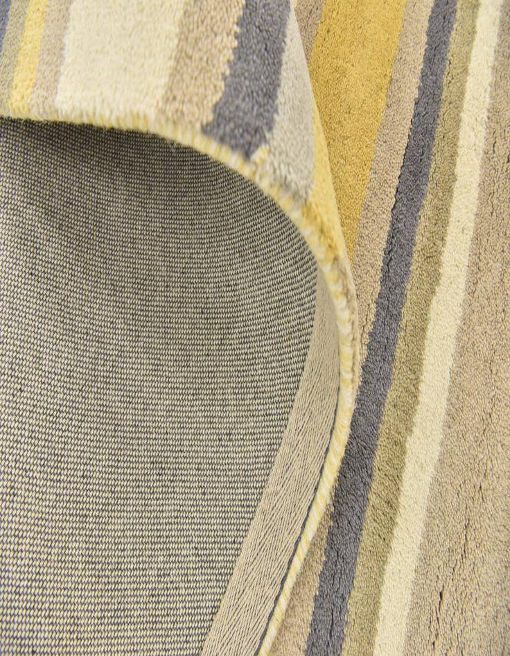 Detail image of  3' 10 x 5' 7 Luna Wool Rug
