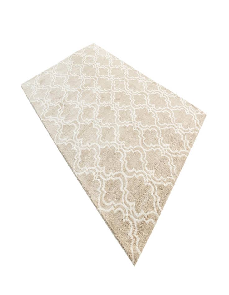 Detail image of  5' x 7' 6 Luna Rug