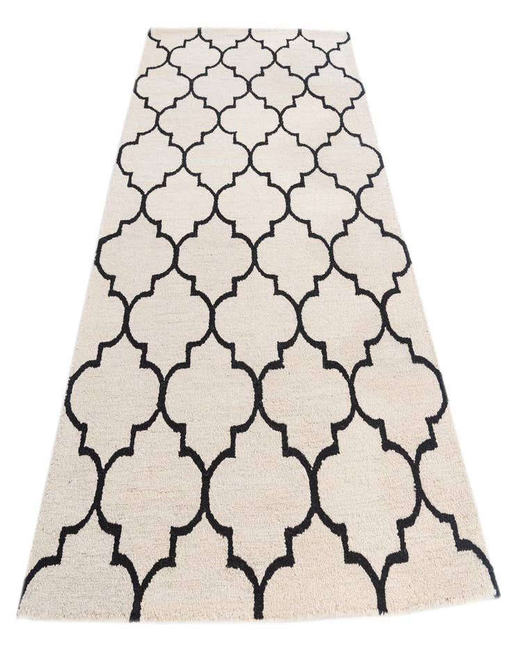 Detail image of  5' x 7' 10 Luna Rug