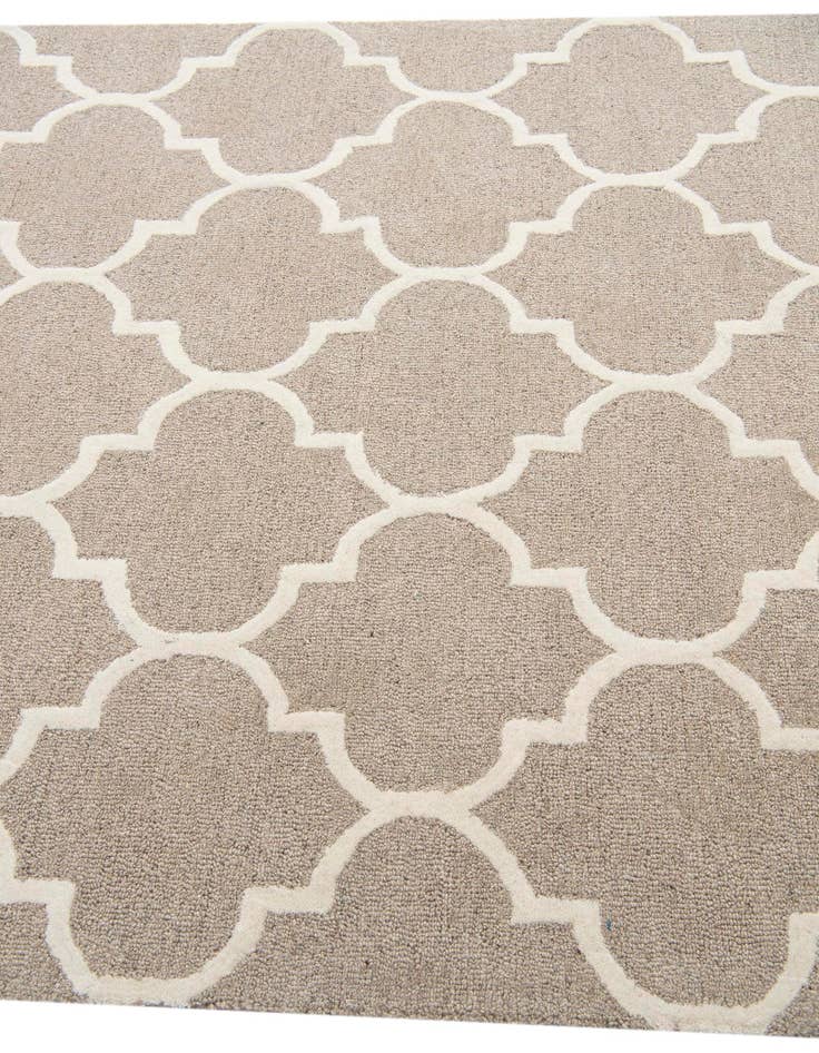 Detail image of  5' 1 x 8' Luna Rug