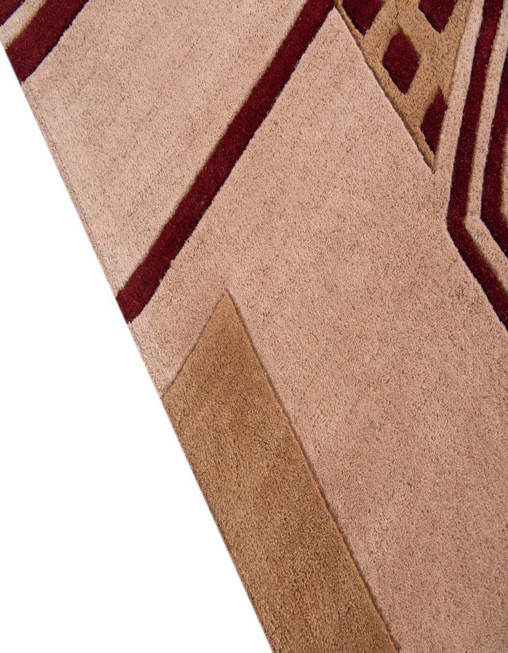 Detail image of  5' x 7' 10 Luna Rug