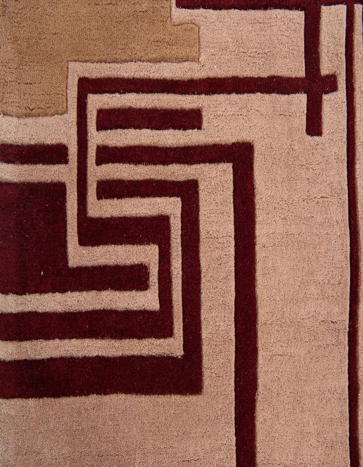 Detail image of  5' x 7' 10 Luna Rug