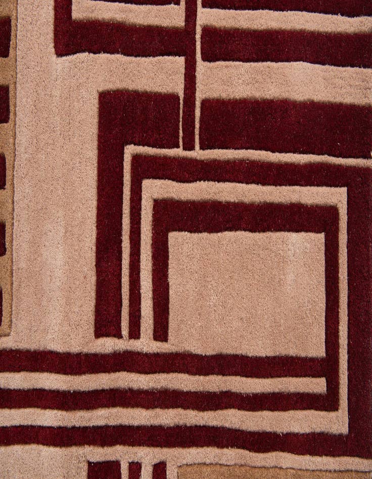 Detail image of  5' x 7' 10 Luna Rug