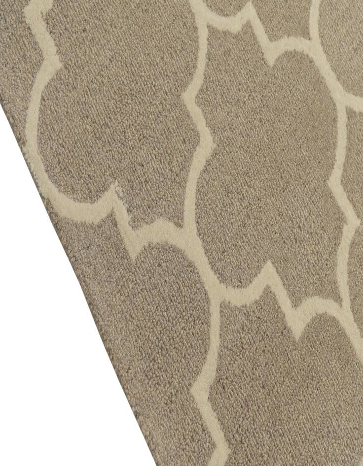 Detail image of  5' 1 x 8' 2 Luna Rug