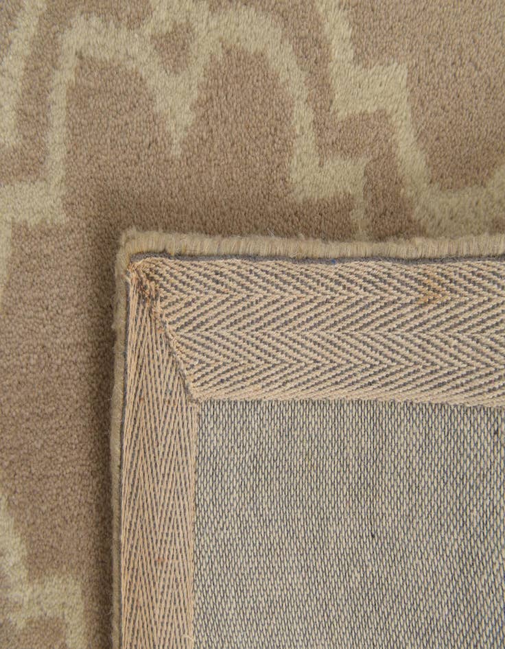 Detail image of  5' x 8' Luna Wool Rug