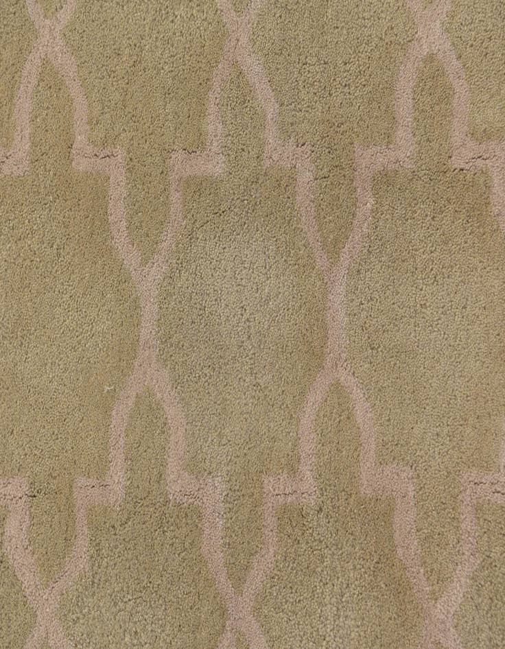 Detail image of  5' x 7' 10 Luna Wool Rug