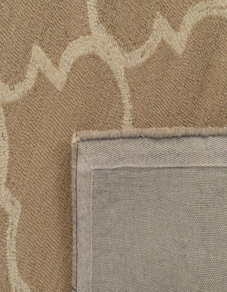 Detail image of  5' 1 x 7' 10 Luna Wool Rug