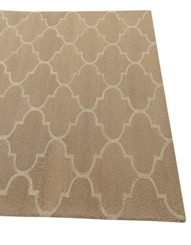 Detail image of  5' 1 x 8' 2 Luna Wool Rug