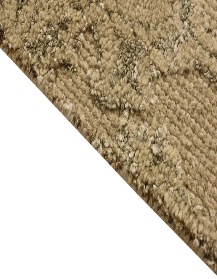 Detail image of  5' x 7'  Hand Knotted Luna Rug